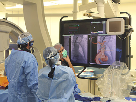 Cardiovascular Surgeons Perform First Endovascular Aortic Arch Repair in Alabama & Only Fourth Nationwide