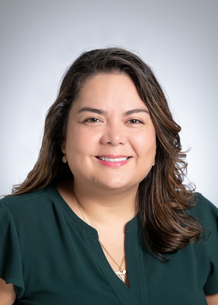 Dr. Stefania Carmona