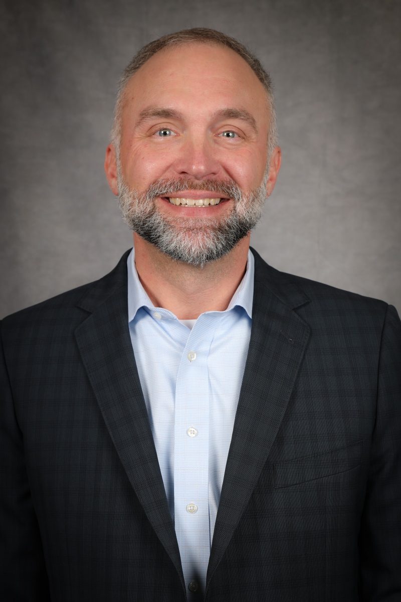  Living kidney donor Clifton Booth sheds light on his gift of life