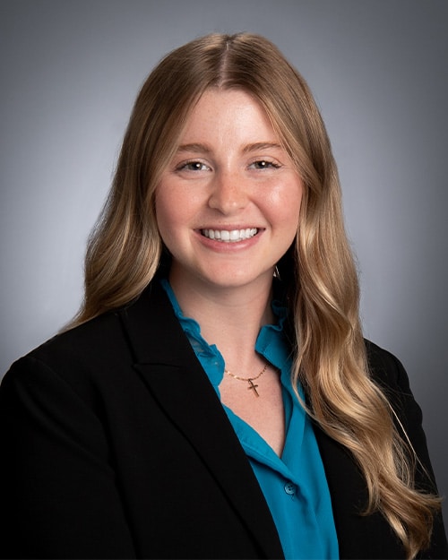 Headshot of Nicole Tislow